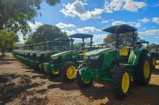 Codevasf entrega equipamentos para associações, sindicato e prefeituras em Tocantins