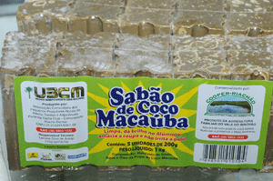 Sabão de coco de macaúba