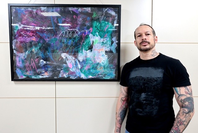Espaço Cultura Codevasf presenta la exposición “Es orden en el caos”, del artista Gustavo Tomé