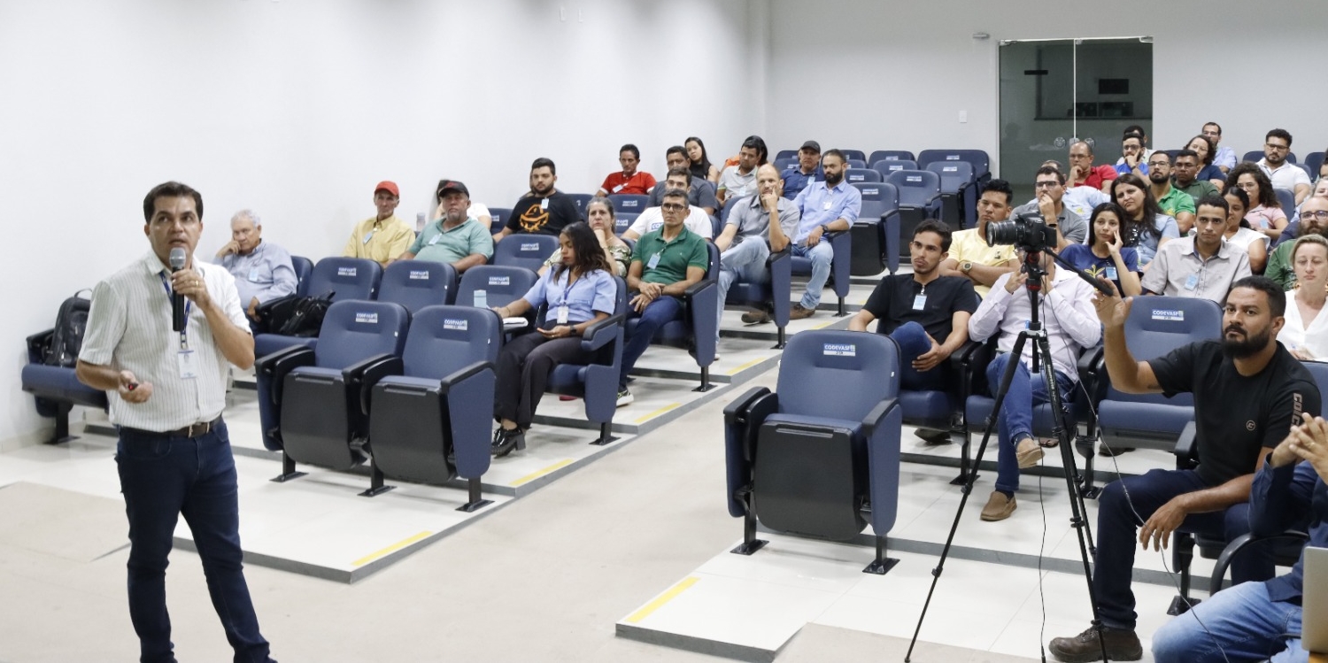 Capacitação estimula produção de frutas de climas temperado e subtropical no semiárido brasileiro 3.jpeg