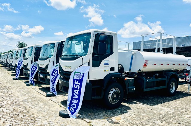 Codevasf anuncia entrega de 15 carros-pipa para enfrentamento da crise hídrica na Paraíba; investimentos somam R$ 8,5 milhões