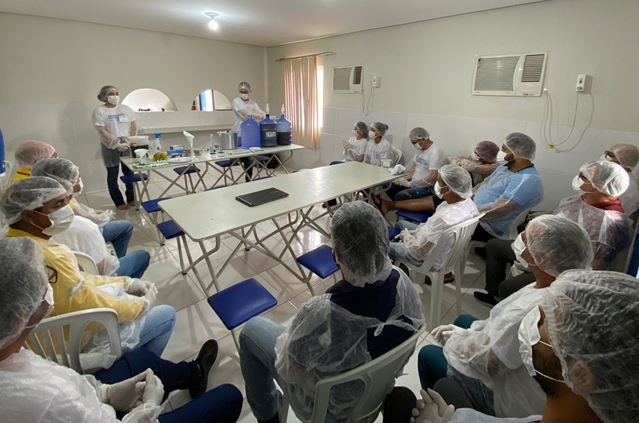 Curso capacita jovens do sertão pernambucano para produção de Hidromel 2.jpeg