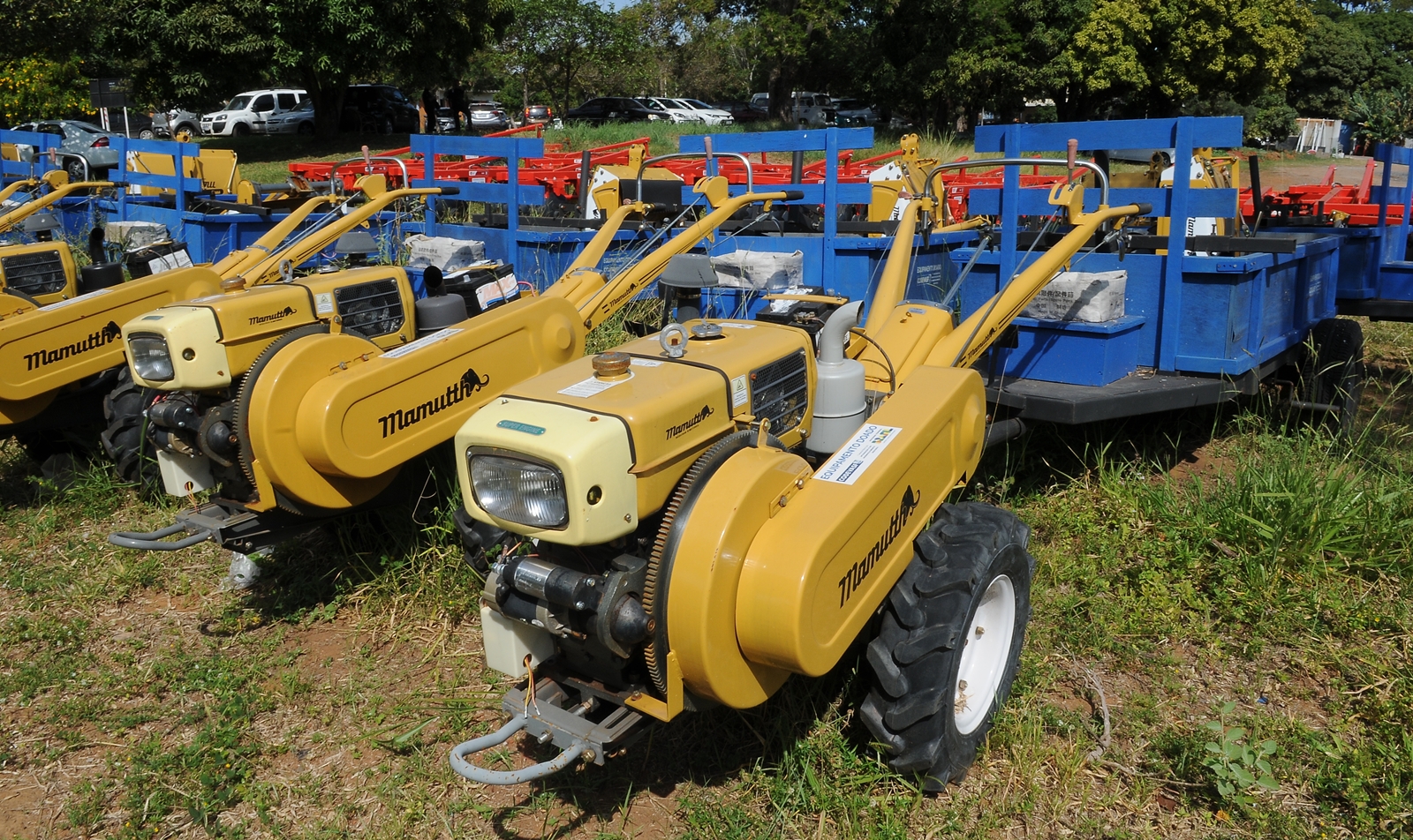 Agricultores familiares do DF recebem equipamentos para incentivar produção 4.JPG