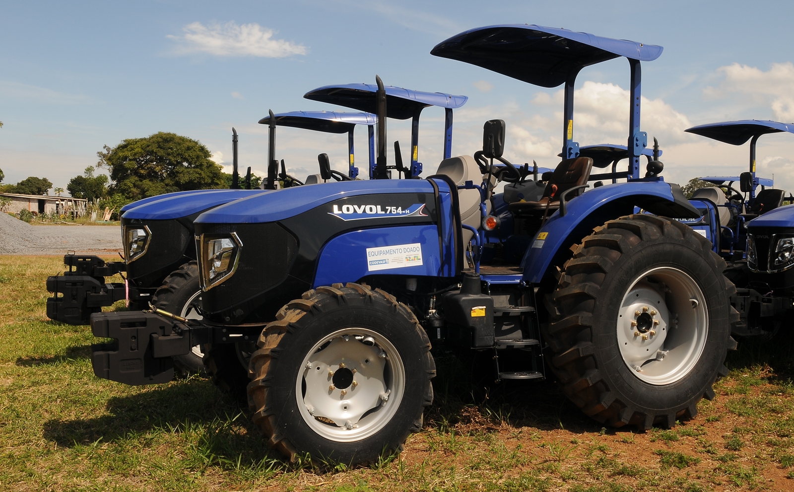 Agricultores familiares do DF recebem equipamentos para incentivar produção 5.JPG