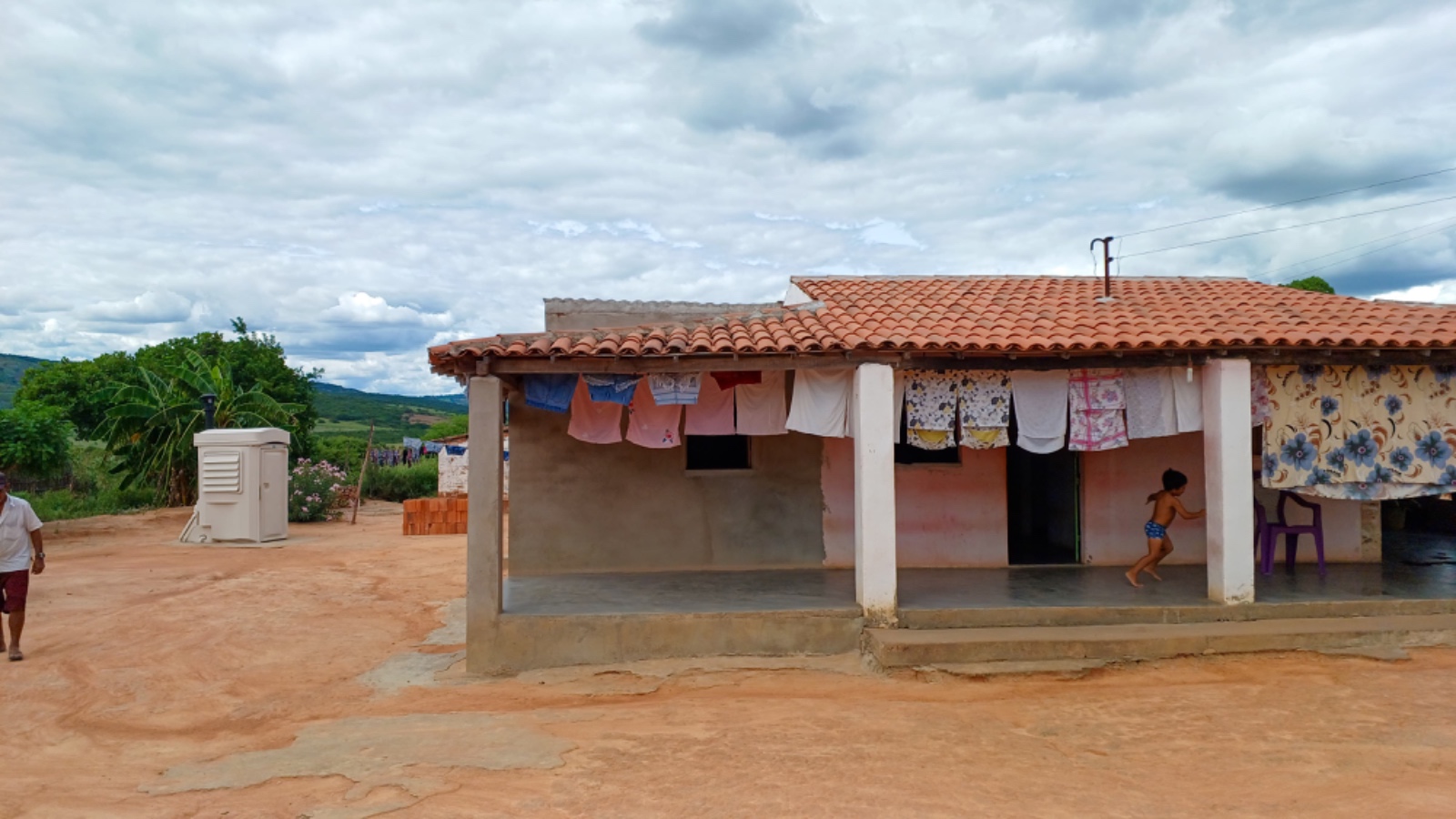 Módulo sanitário instalado pela Codevasf 7.jpeg
