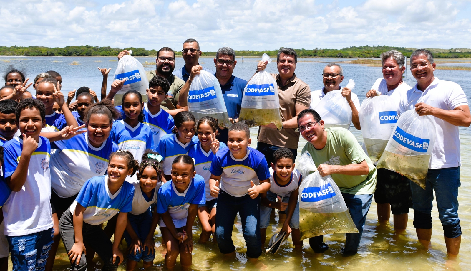 Peixamentos contribuem para desenvolvimento da Lagoa dos Tambaquis, em Sergipe 2.JPG